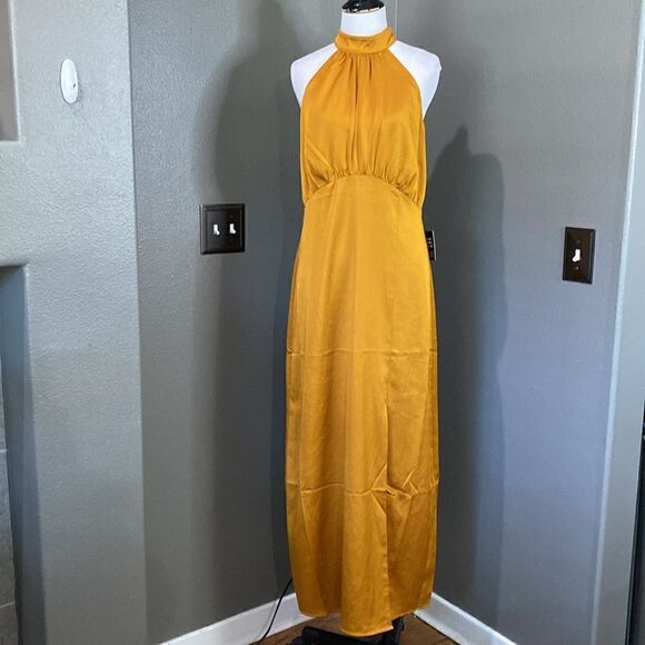 NEW EXPRESS Golden HONEY SATIN HALTER MAXI DRESS - Picture 3 of 14